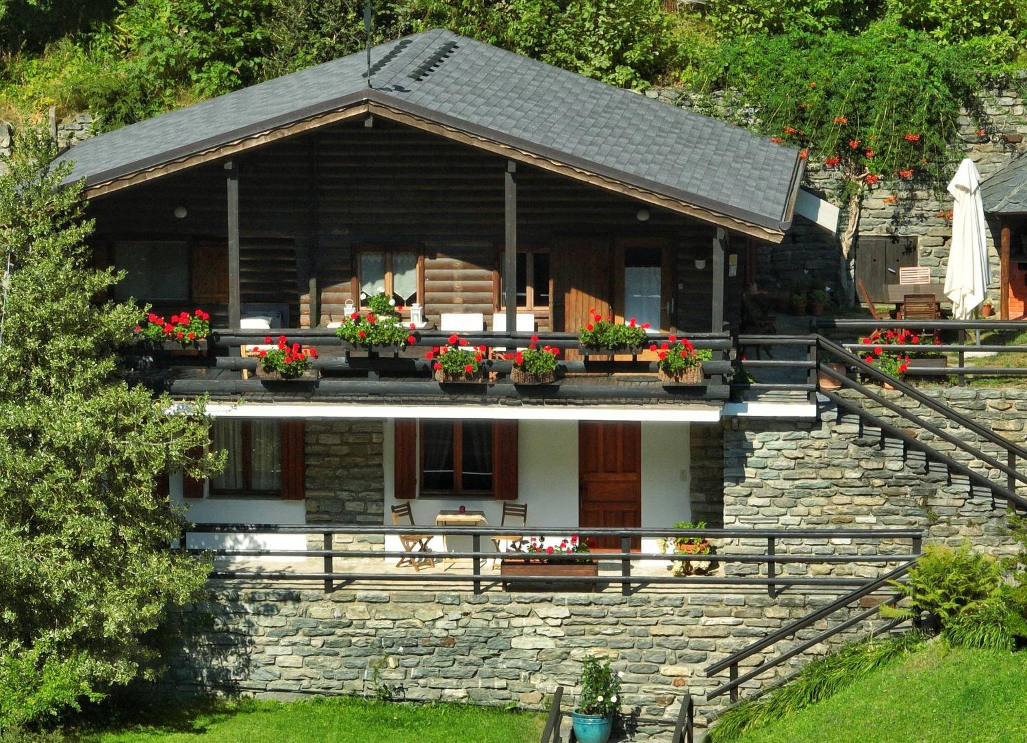 Bed and Breakfast Lo Chalet Pontboset Exterior foto